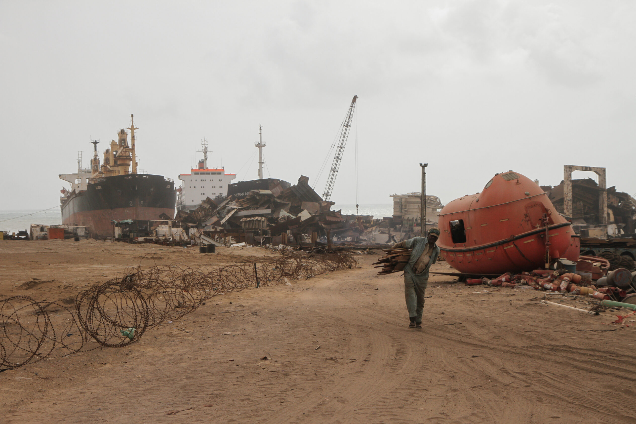 Press Release – Pakistani workers poisoned during scrapping of infamous mercury-laden tanker