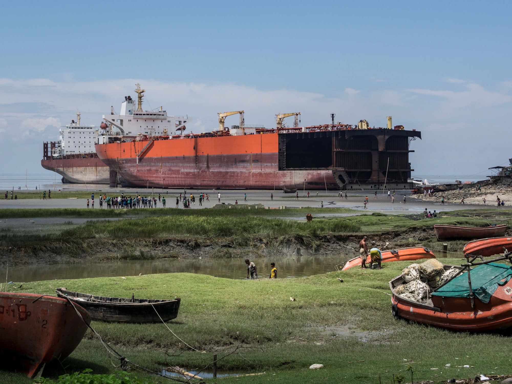 Trading Lives for Profit: How the Shipping Industry Circumvents Regulations  to Scrap Toxic Ships on Bangladesh's Beaches